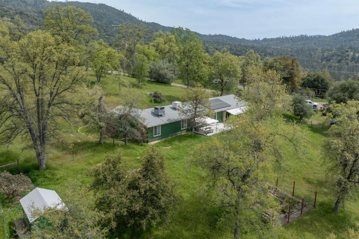 Meadows At Sky Ranch, 15 Miles From Yosemite Villa *